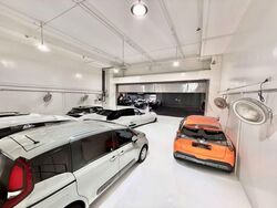 Carros Centre (D25), Factory #529681641